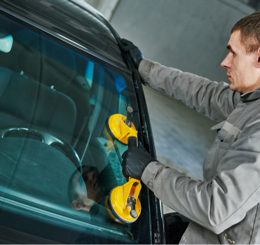cambio de parabrisas roto en bogota